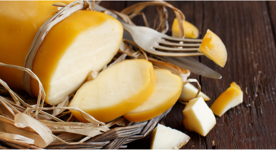 🌟 Scamorza Affumicata Artigianale von Amo' – Ein Schatz voller Tradition und Geschmack! 🌟